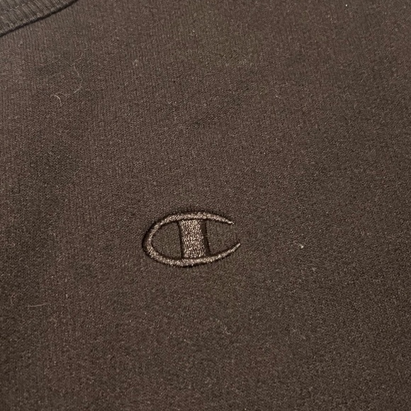 Champion sweatshirt - Picture 2 of 3